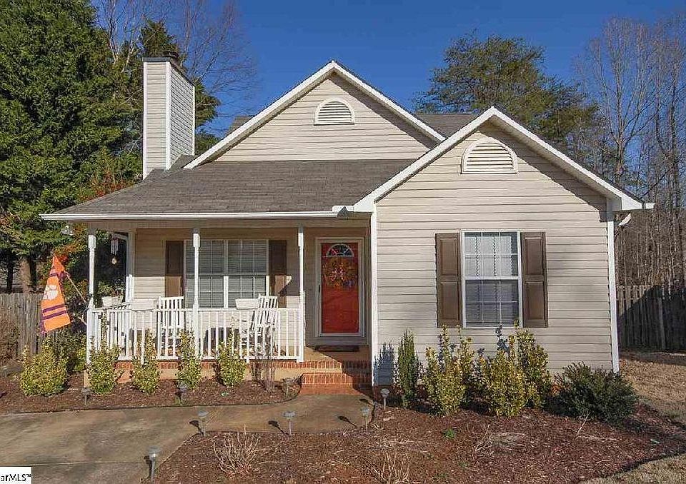 3 Pecan Grove Court, Travelers Rest, SC 29690