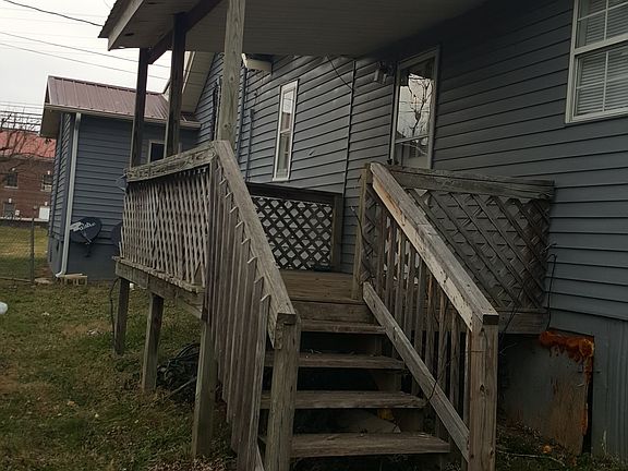 3rd image of 305 W High St