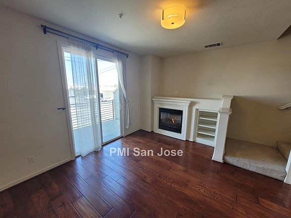 4th image of 374 E Hedding St
