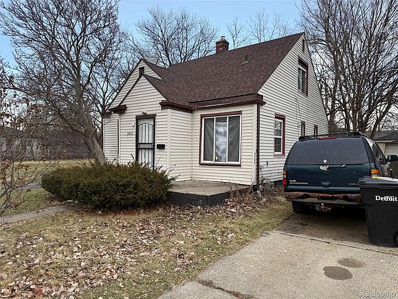3rd image of 8864 Heyden St