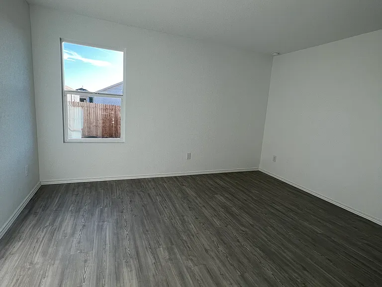 4242 Osmosis Dr — Photo 7