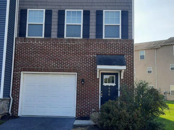 800 Admirals Quay Dr, Mechanicsburg, PA 17050
