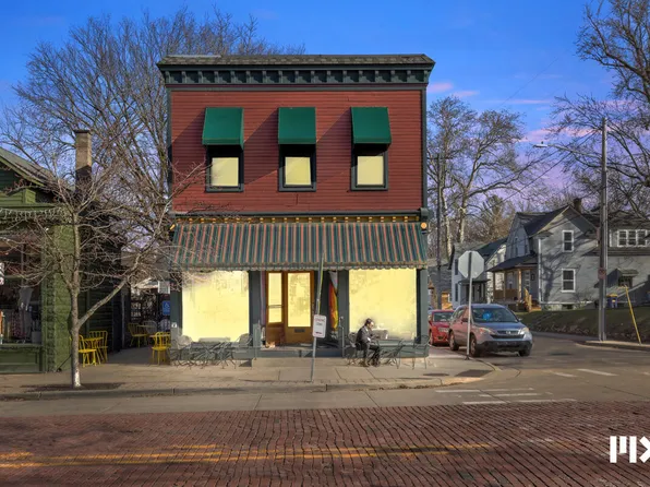 1035 Wealthy St SE, Grand Rapids, MI 49506