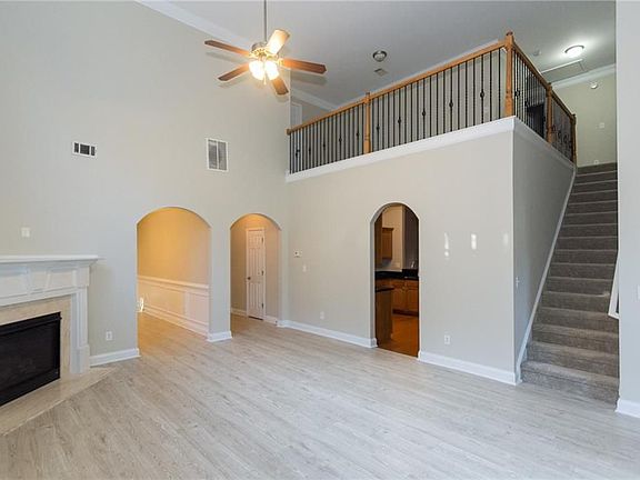 4th image of 775 Scenic Creek Dr