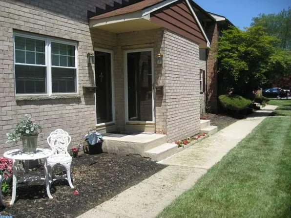92 Eaves Mill Rd, Medford, NJ 08055