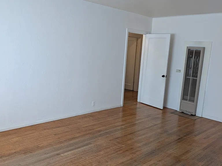 904 East St — Photo 19