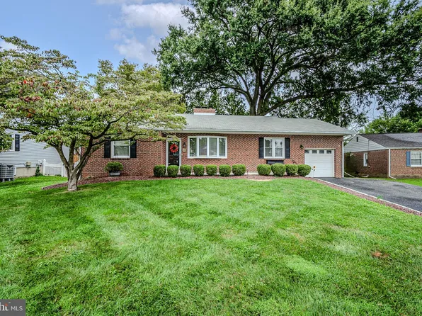 17 Oaknoll Rd, Wilmington, DE 19808