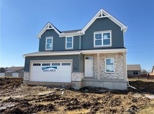 683 Catalpa Dr, Wilmington, OH 45177