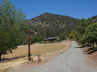 301 La Veta Way, Klamath River, CA