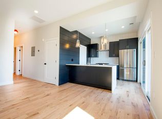 22 Paris St #1A, Boston, MA 02128
