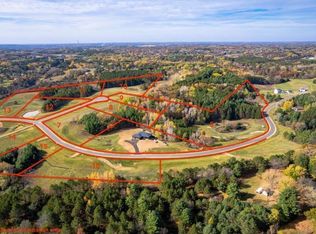 538 Chapman Hills Ct, Hudson, WI 54016