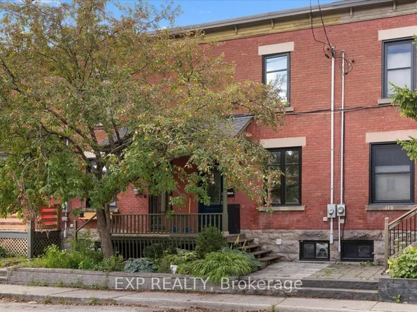 114 Sweetland Ave, Ottawa, ON K1N 7T8