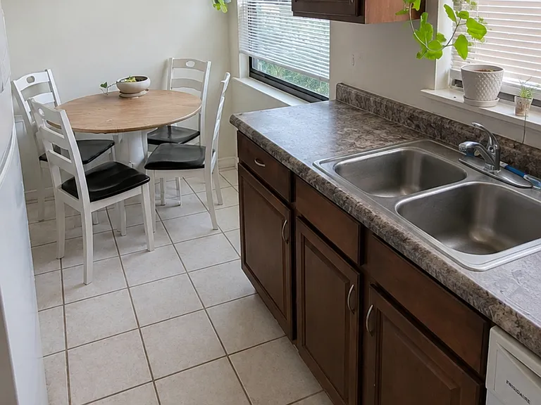 3314 Vishaal Dr — Photo 7