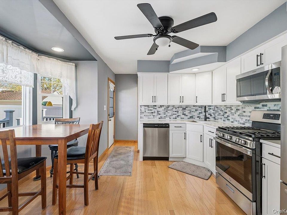 13 Spruce Street, Hicksville, NY 11801 | Zillow