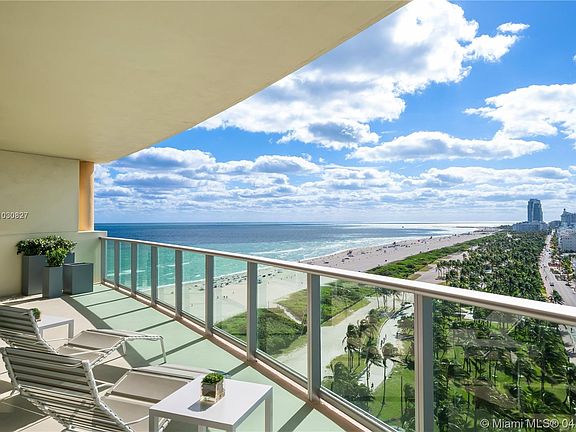 3rd image of 1455 Ocean Dr Penthouse 1/02