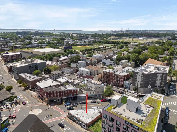 497 Communipaw Avenue image 4 of 7