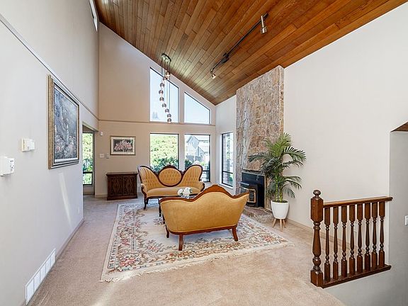 4th image of 21238 Cutler Pl