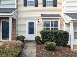 4523 Cross Ridge Ln, Greensboro, NC 27410