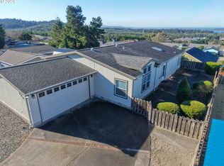 752 Denise Pl, Coos Bay, OR 97420