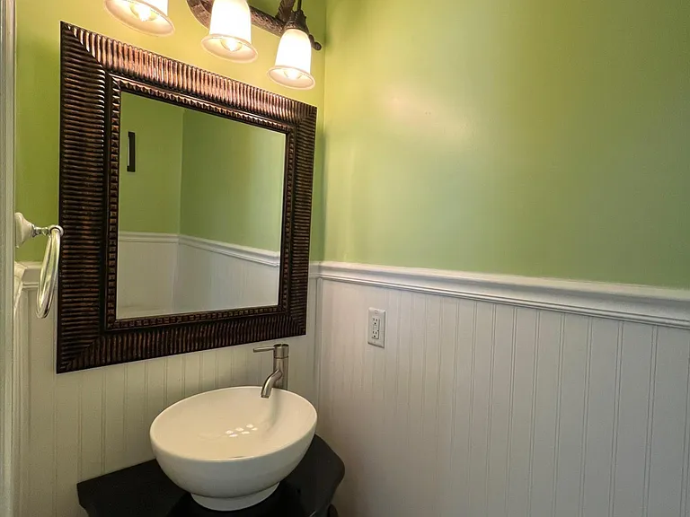 3933 Runey Dr — Photo 22