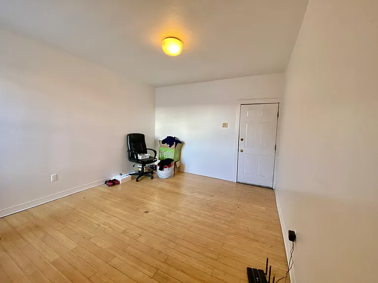243 Harvard Ave #6 — Photo 16