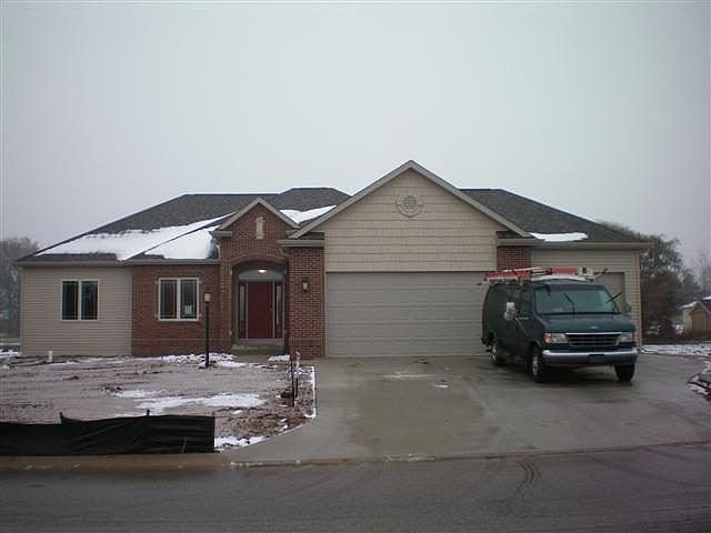 1st image of 57030 Woodmere Dr
