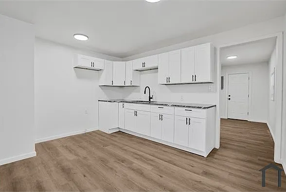 15397 Burr St — Photo 9