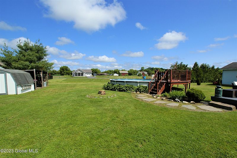 5th image of 71 River Valley Drive