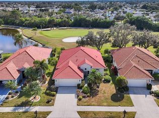 446 Pinewood Lake Dr, Venice, FL 34285