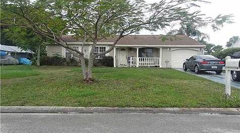 2nd image of 2067 SE Parkwood Cir