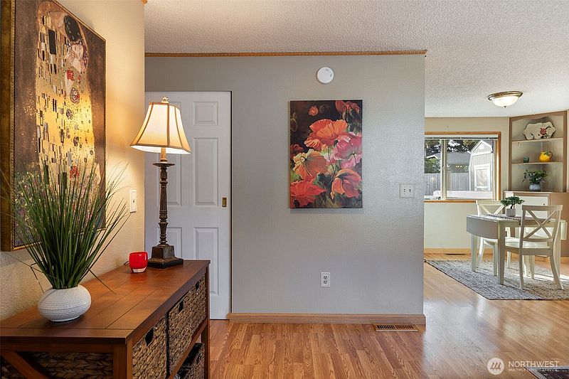 4th image of 17104 24th Avenue SE