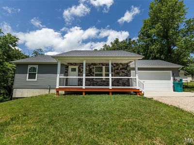 784 N Hickory St, Bourbon, MO, 65441