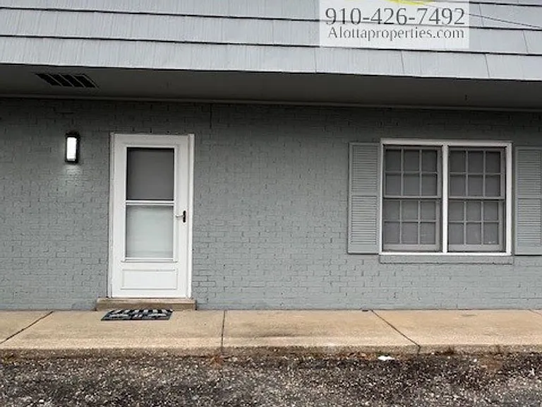 3250 Willard Dr #1 — Photo 7