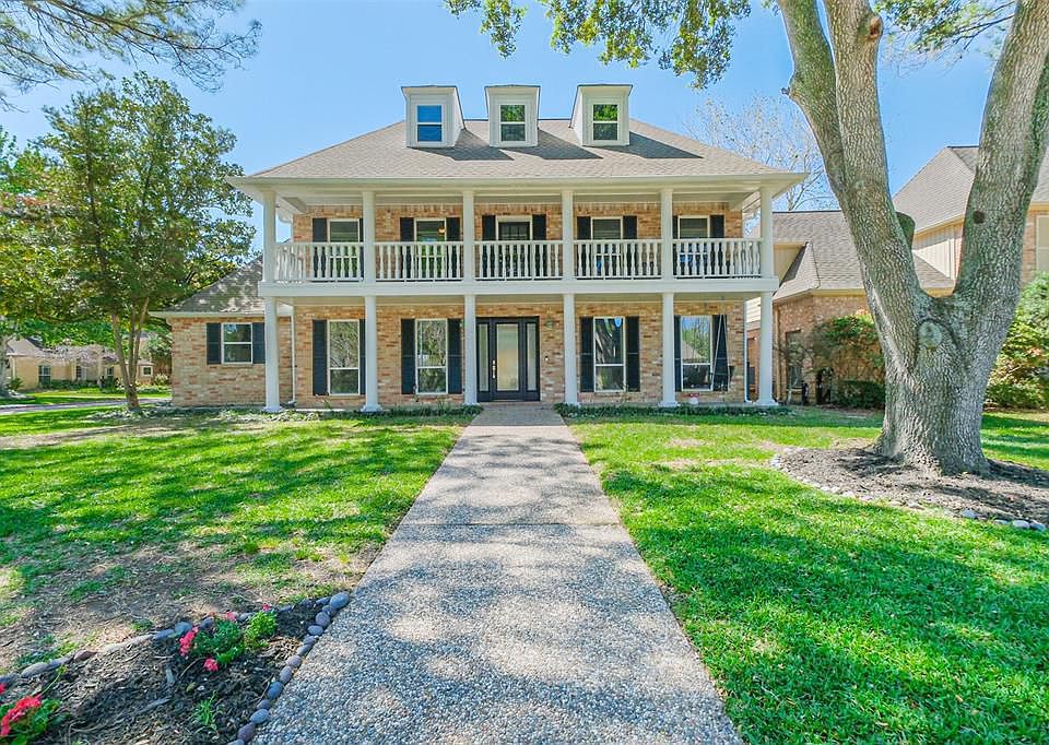 1st image of 1634 Cadogan Ln