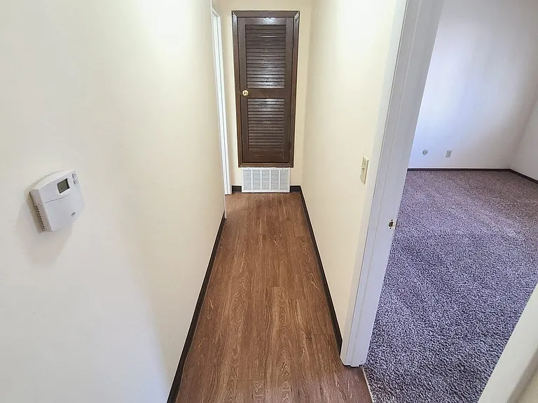 Kimberly Club Apartments — Photo 96