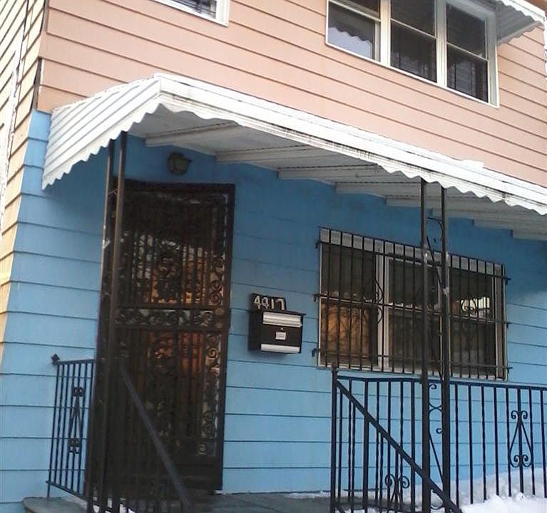 2nd image of 4417 Seton Ave