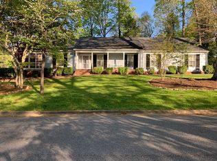 3030 Ravenwood Dr, Lynchburg, VA 24503