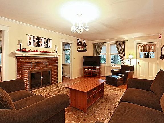 Living room with fireplace