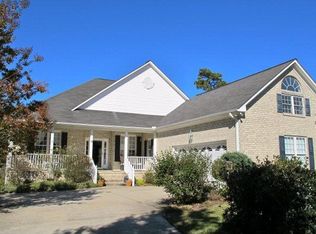 103 Fairview Ct, Chocowinity, NC 27817