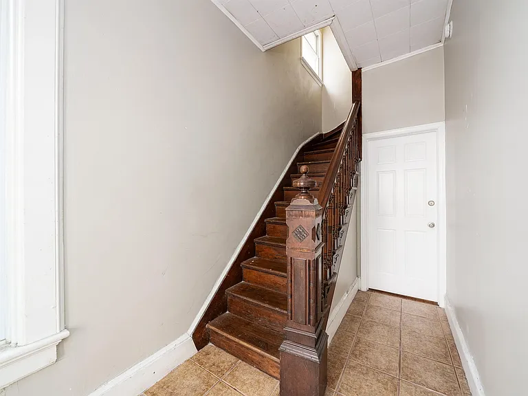 39 Winfield Ave #2 — Photo 29