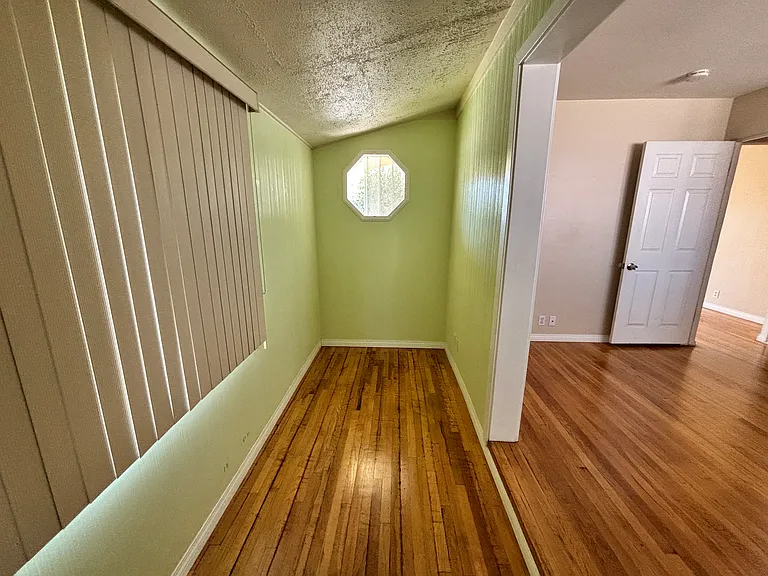 Bedroom #1