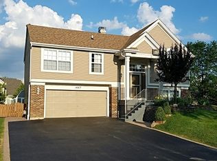 1667 Penny Ln, Bartlett, IL 60103