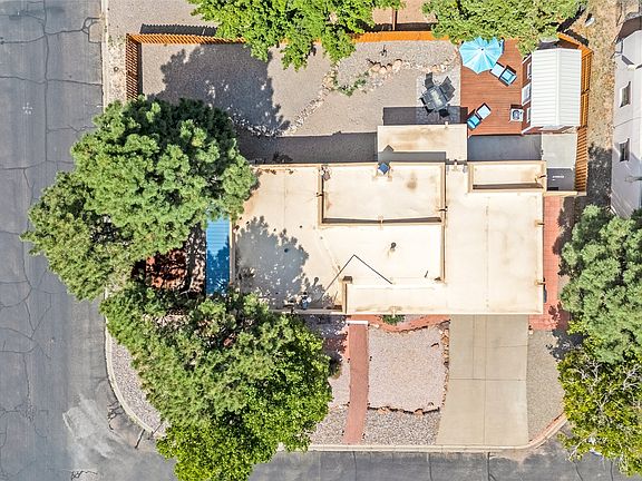 4th image of 6627 Shpaati Ln