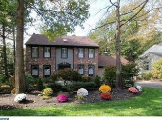 7 Sutley Dr, Voorhees, NJ 08043