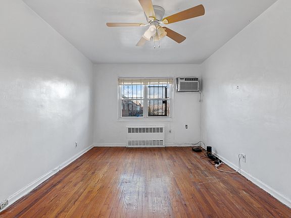 5th image of 10109 Avenue K #1