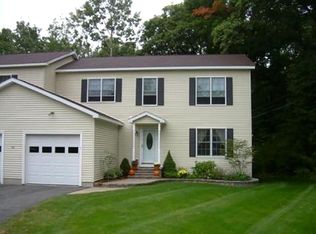 68 Burnett St APT 1, Auburn, MA 01501