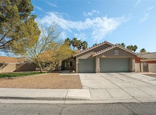 7520 Hartwell Dr, Las Vegas, NV 89123