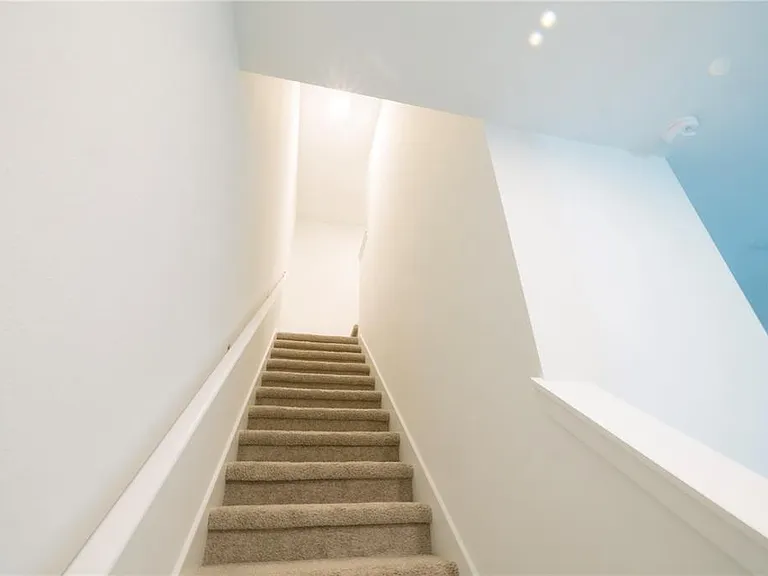 104 Royal Ranch Rd — Photo 40