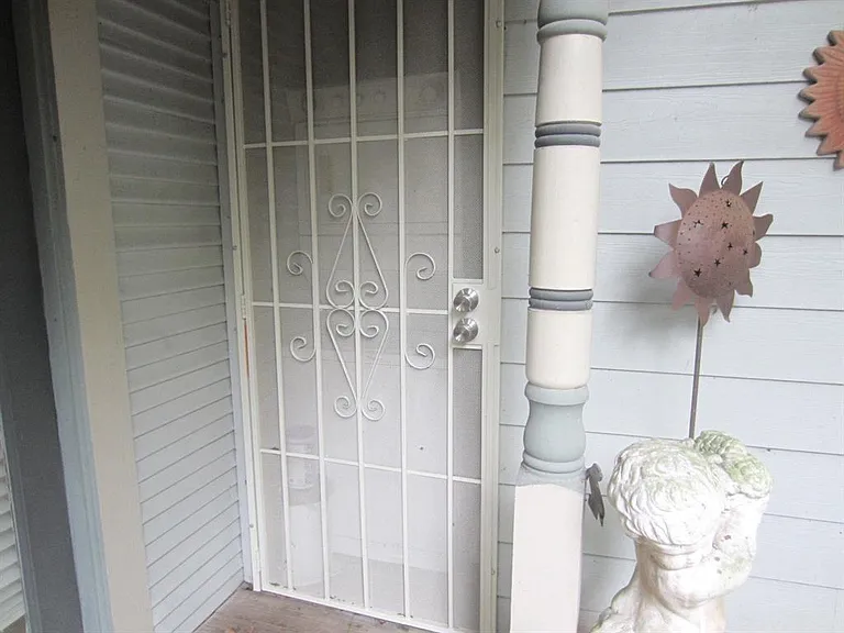 1407 Nevada St — Photo 25
