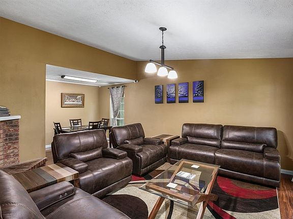 5th image of 316 Willow Springs Dr